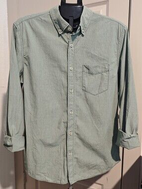 Aeropostale Men's Long-Sleeve Button-Down Casual Pocket Shirt Light Green Size M